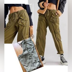 Free People Tahiti Cargo Pants Khaki / olive Size Medium NWT we the free